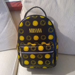 Nirvana bag